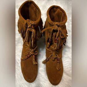 Minnetonka Brown Fringed Moccasin Boots with Beads